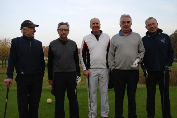 Teilnehmer am Stechen um die JYSKE BANK Birdie Challenge ( M.Westphal, D.Rosenthal, J.Herzbach, F.Bartsch, W.Hohn )